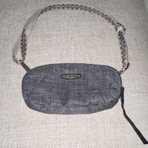 KEEN Gray Crossbody Shoulder Bag Zip Button Closure Adjustable Strap